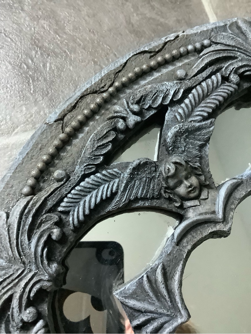 Gothic Mirror - Picture 12 of 15